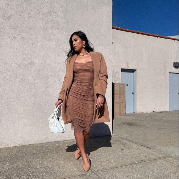 TRESLUX White Drawstring Crossbody/ Handbag - Picture 4 of 6